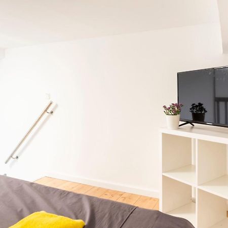 Spacious Loft Style Apartment In Berlin Willmersdorf Eksteriør bilde