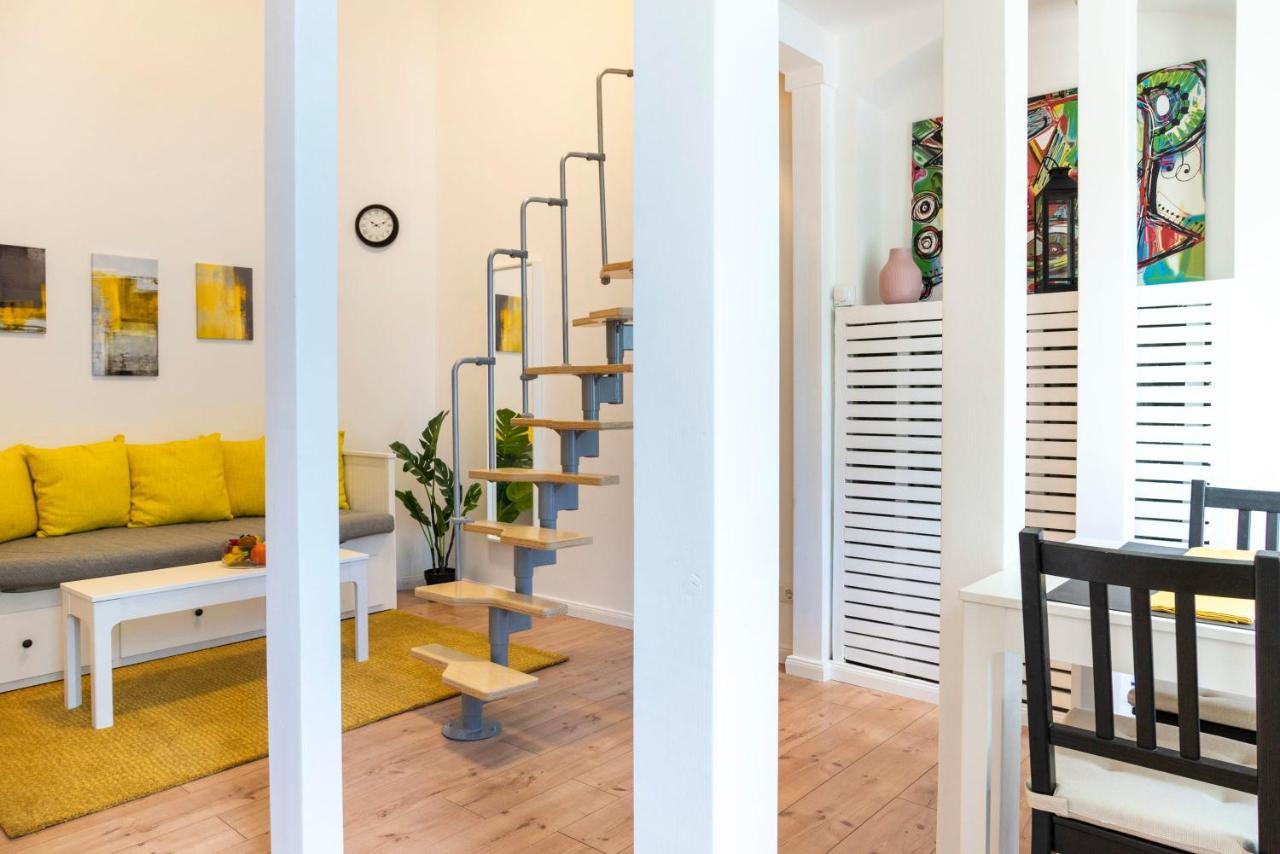 Spacious Loft Style Apartment In Berlin Willmersdorf Eksteriør bilde