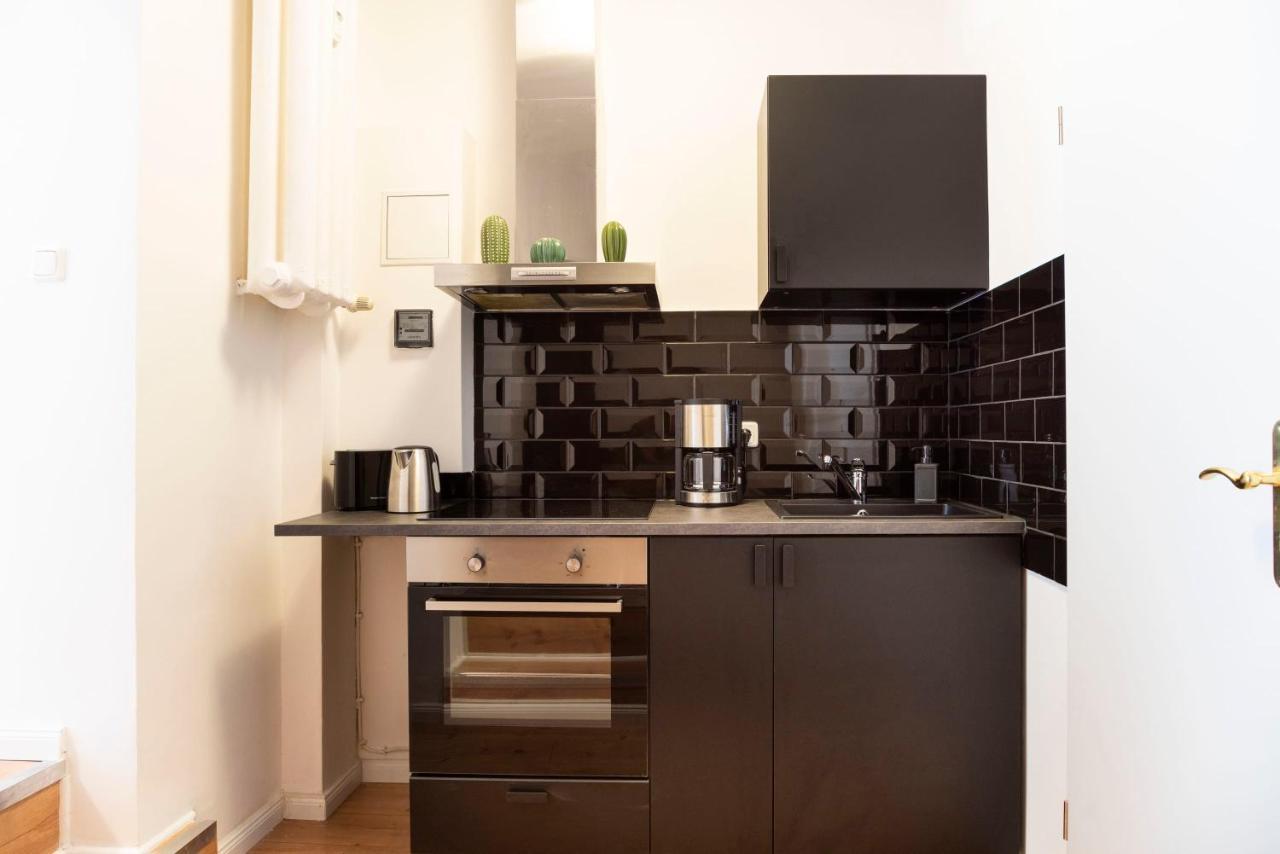 Spacious Loft Style Apartment In Berlin Willmersdorf Eksteriør bilde